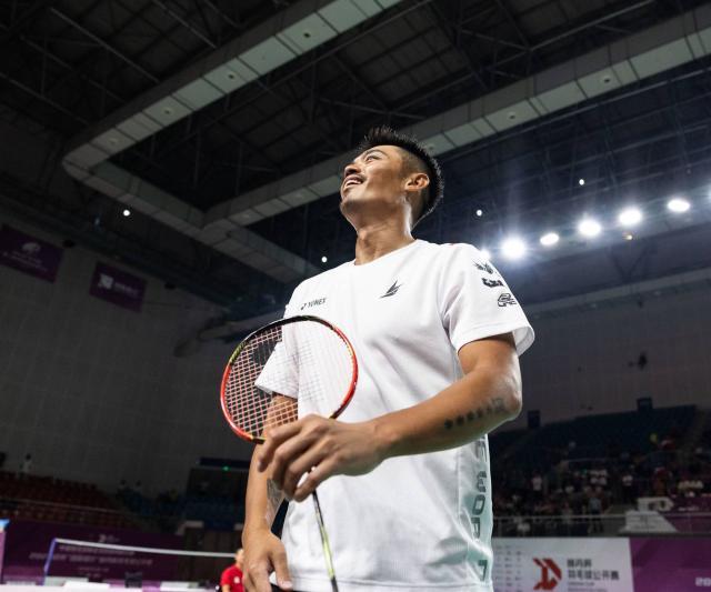 中为辽宁队 中为辽宁队