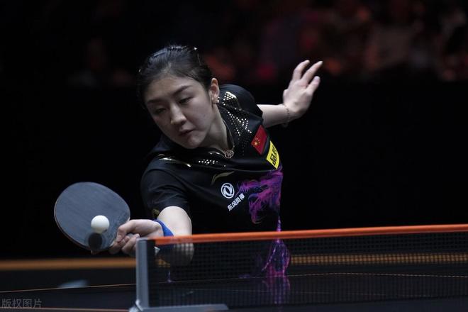 彰显了她对 彰显了她对